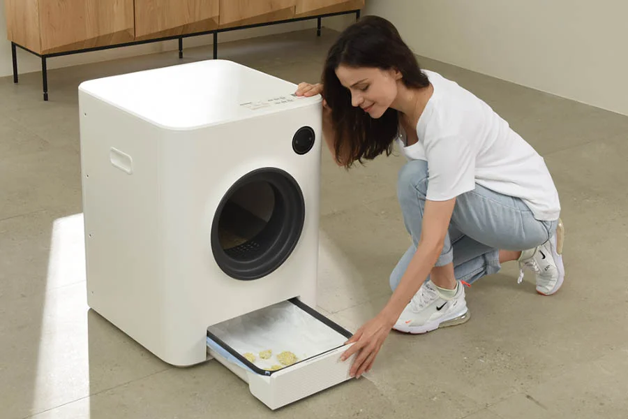 automatic self cleaning litter boxes